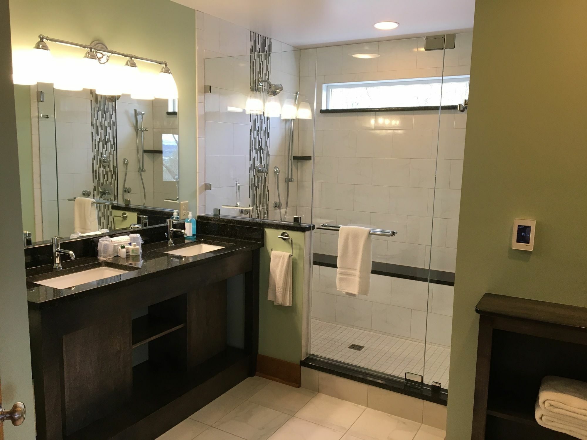 Iris Inn & Cabins 웨인스보로 외부 사진
